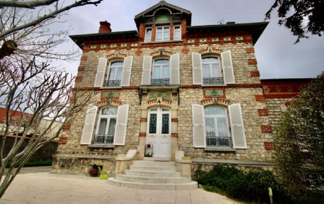 Annonces EAUBONNE : Maison / Villa | MONTMAGNY (95360) | 262 m2 | 832 000 € 