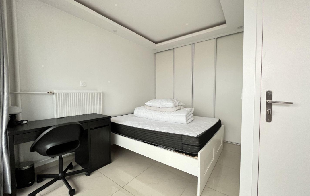 Annonces EAUBONNE : Apartment | COLOMBES (92700) | 10 m2 | 550 € 