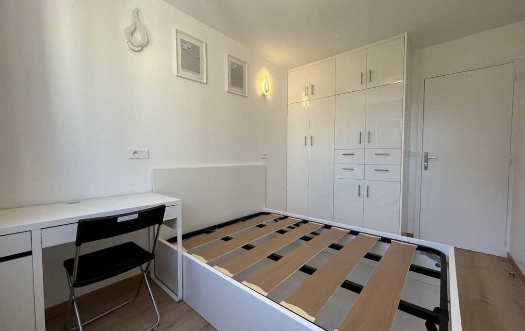 Annonces EAUBONNE : Apartment | SURESNES (92150) | 10 m2 | 750 € 